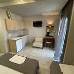 Afrodite 3* Neoi Poroi