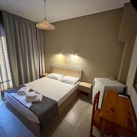 Hotel Afrodite Néoi Póroi