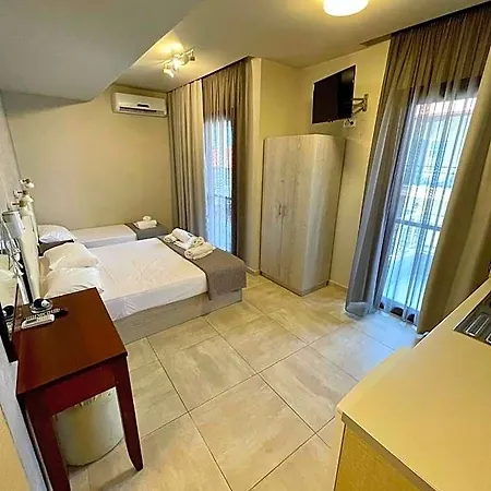 Hotel Afrodite Neoi Poroi