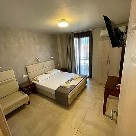 Afrodite 3* Neoi Poroi