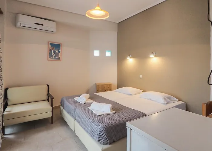 阿佛洛狄忒海滩酒店 酒店 尼欧波洛伊